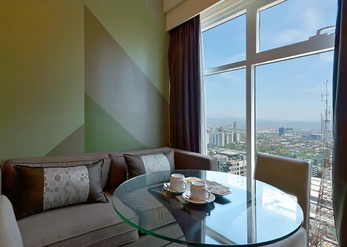Currency Serviced Apartment Manila