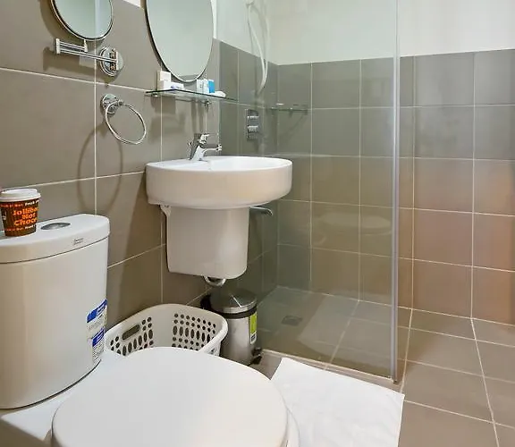 Currency Serviced Apartment *