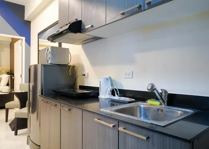 Currency Serviced Apartment Manila